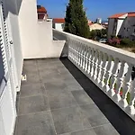 Nicky Iv Apartment Vodice