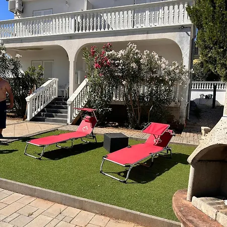 Nicky Iv Apartment Vodice